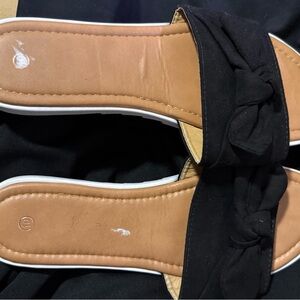 Black Women's Slide Sandals